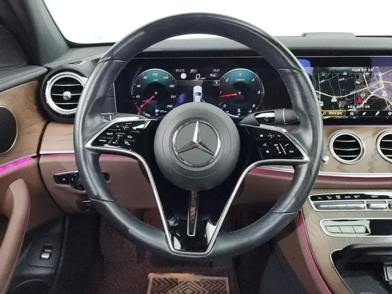 2021 Mercedes-Benz E-Класс с пробегом 42 487 км