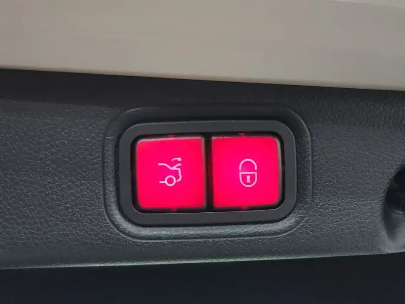 2021 Mercedes-Benz E-Класс с пробегом 42 487 км