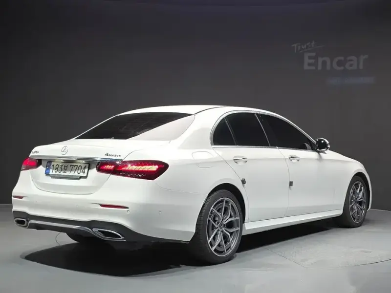 2023 Mercedes-Benz E-Класс с пробегом 55 414 км