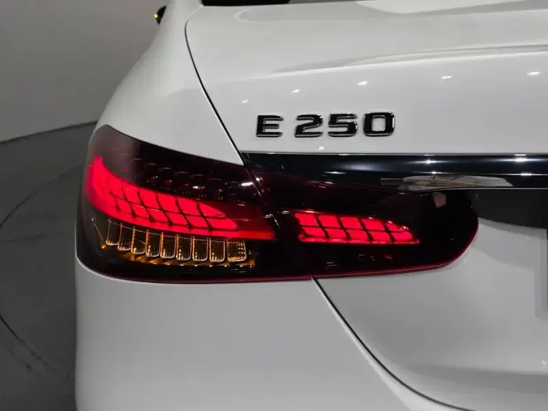 2021 Mercedes-Benz E-Класс с пробегом 58 383 км