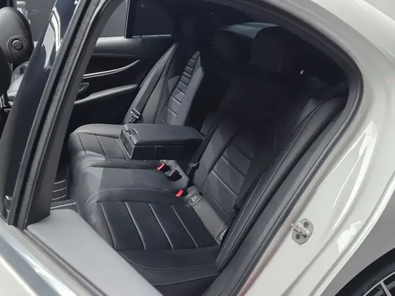 2023 Mercedes-Benz E-Класс с пробегом 55 414 км