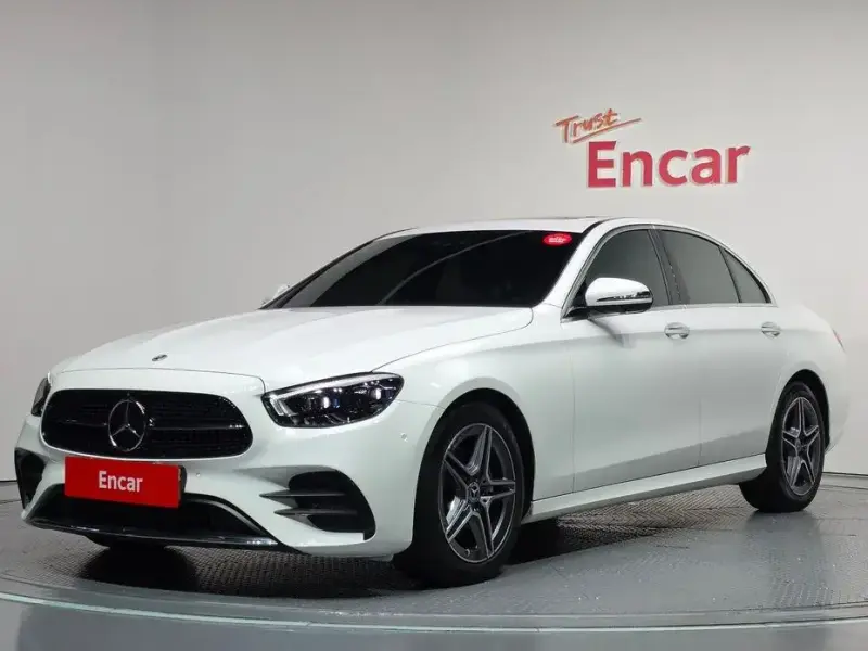 2023 Mercedes-Benz E-Класс с пробегом 25 299 км