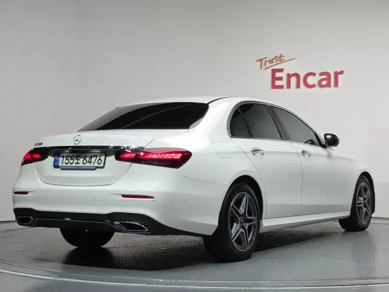 2023 Mercedes-Benz E-Класс с пробегом 25 299 км