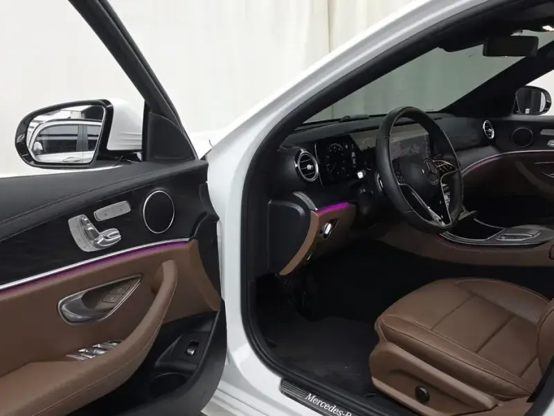 2023 Mercedes-Benz E-Класс с пробегом 25 299 км
