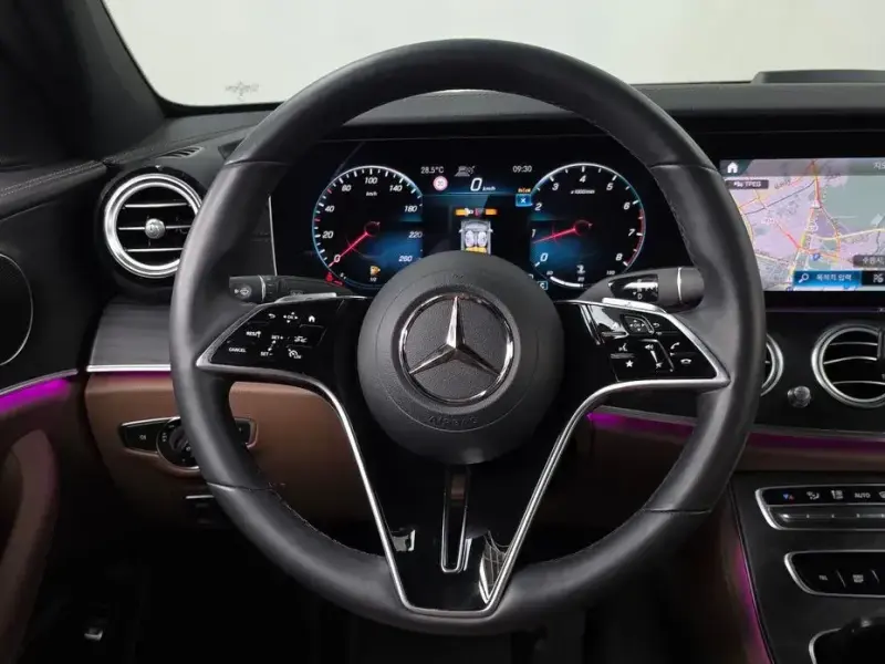 2023 Mercedes-Benz E-Класс с пробегом 25 299 км