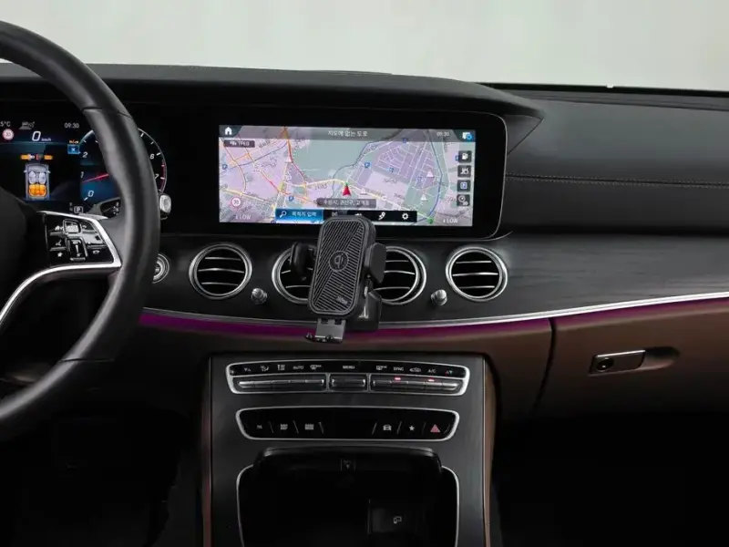 2023 Mercedes-Benz E-Класс с пробегом 25 299 км