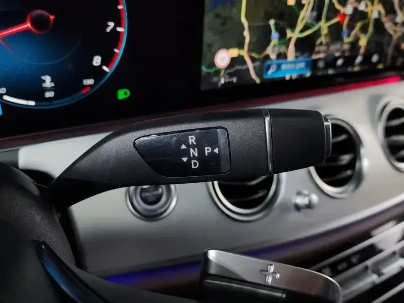 2021 Mercedes-Benz E-Класс с пробегом 63 267 км