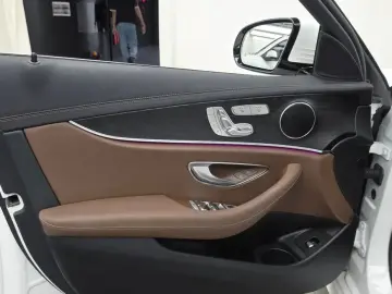 2023 Mercedes-Benz E-Класс с пробегом 25 299 км