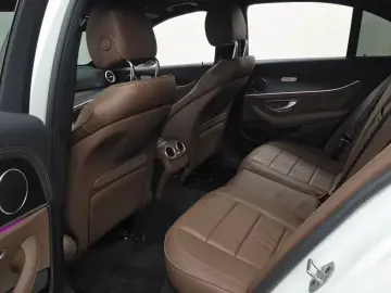 2023 Mercedes-Benz E-Класс с пробегом 25 299 км