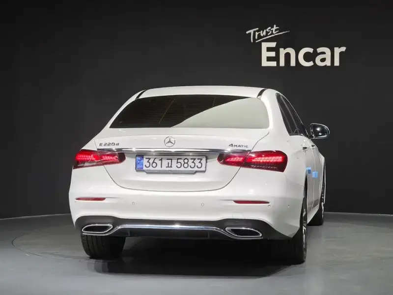 2022 Mercedes-Benz E-Класс с пробегом 78 464 км