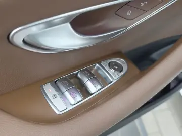 2023 Mercedes-Benz E-Класс с пробегом 25 299 км