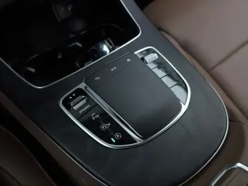 2023 Mercedes-Benz E-Класс с пробегом 25 299 км