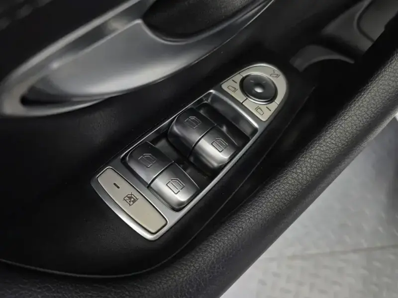 2022 Mercedes-Benz E-Класс с пробегом 78 464 км