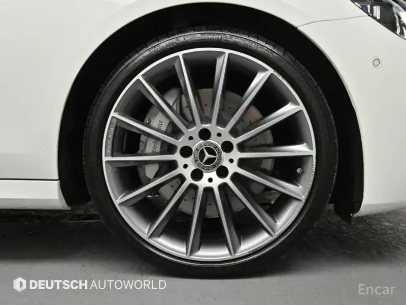 2022 Mercedes-Benz E-Класс с пробегом 22 000 км