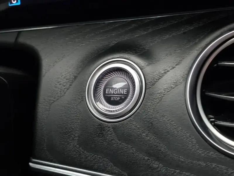 2022 Mercedes-Benz E-Класс с пробегом 78 464 км