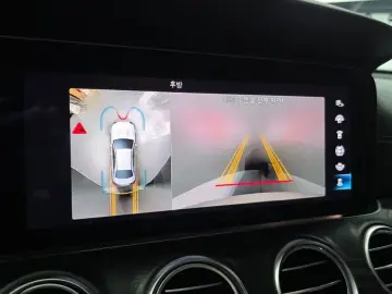 2022 Mercedes-Benz E-Класс с пробегом 78 464 км