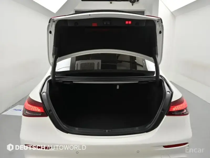 2022 Mercedes-Benz E-Класс с пробегом 22 000 км