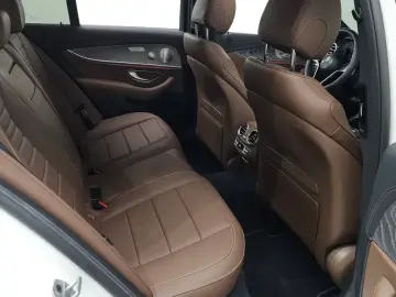 2022 Mercedes-Benz E-Класс с пробегом 19 634 км
