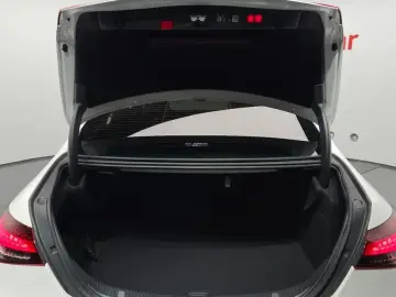 2022 Mercedes-Benz E-Класс с пробегом 19 634 км