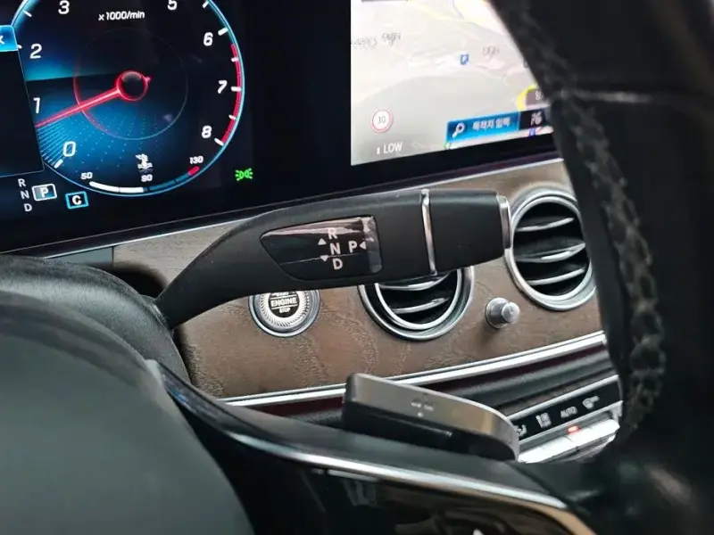 2021 Mercedes-Benz E-Класс с пробегом 47 770 км