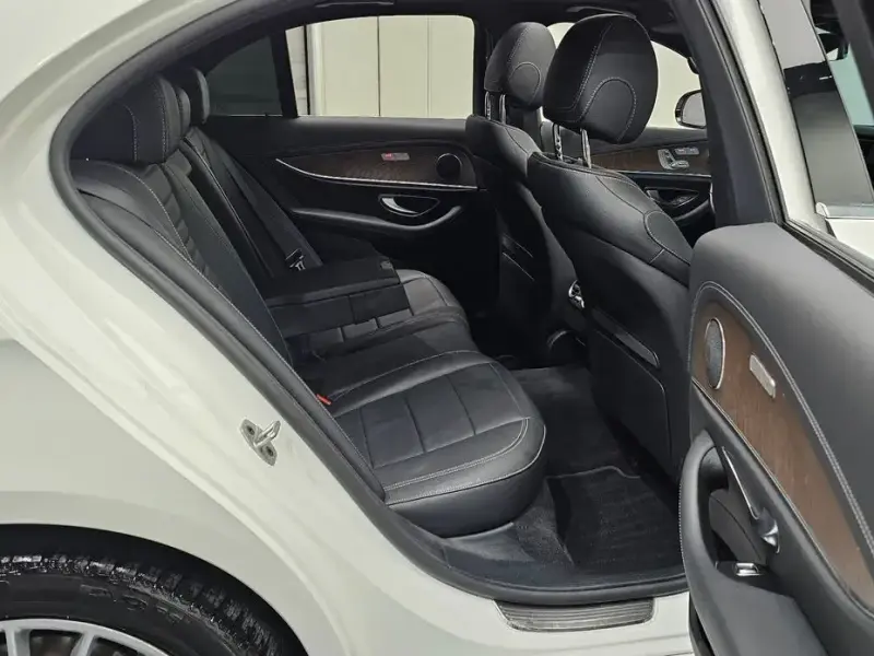 2021 Mercedes-Benz E-Класс с пробегом 47 770 км
