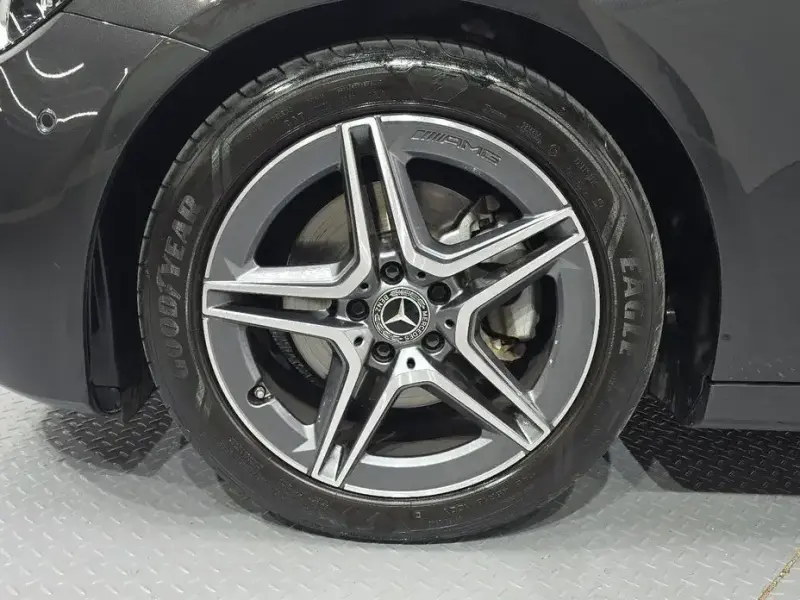 2023 Mercedes-Benz E-Класс с пробегом 22 626 км