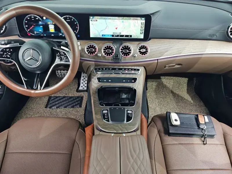 2023 Mercedes-Benz E-Класс с пробегом 23 155 км