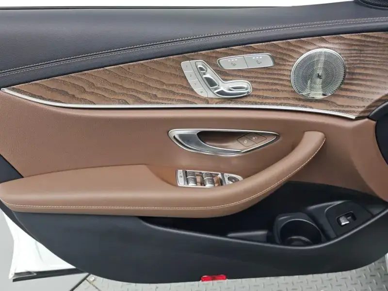 2023 Mercedes-Benz E-Класс с пробегом 23 155 км