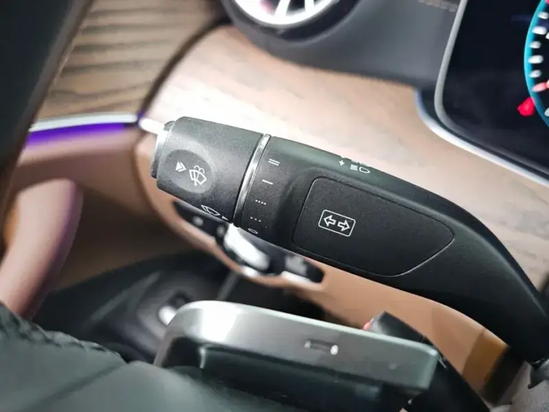 2023 Mercedes-Benz E-Класс с пробегом 23 155 км
