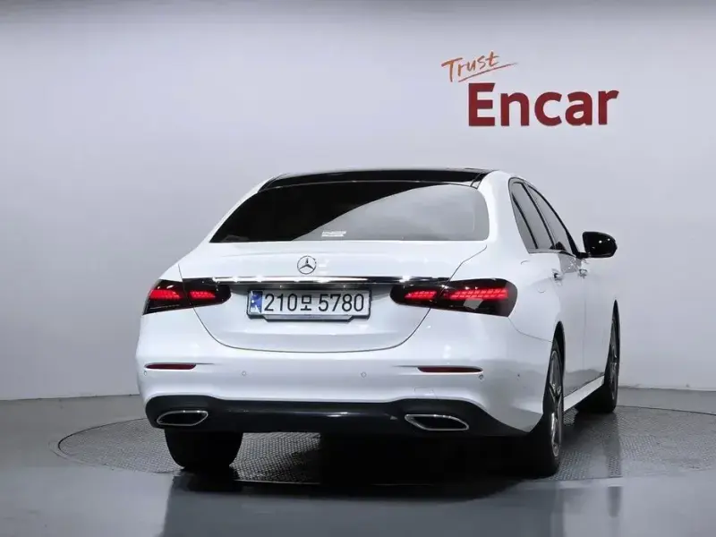 2023 Mercedes-Benz E-Класс с пробегом 38 225 км
