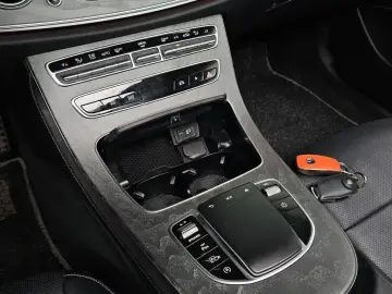 2022 Mercedes-Benz E-Класс с пробегом 78 295 км