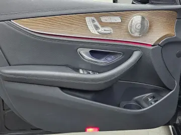 2023 Mercedes-Benz E-Класс с пробегом 90 348 км