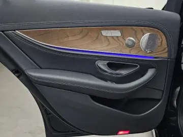 2023 Mercedes-Benz E-Класс с пробегом 90 348 км