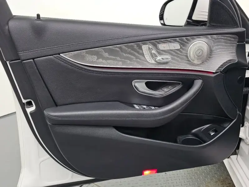 2022 Mercedes-Benz E-Класс с пробегом 78 295 км
