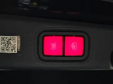 2023 Mercedes-Benz E-Класс с пробегом 90 348 км