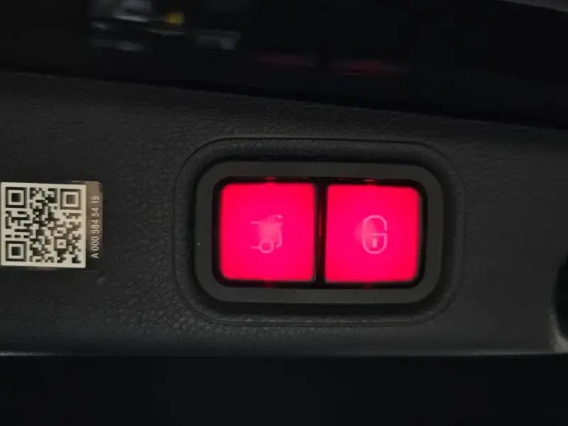 2023 Mercedes-Benz E-Класс с пробегом 90 348 км