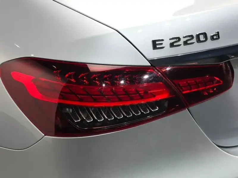 2021 Mercedes-Benz E-Класс с пробегом 75 713 км