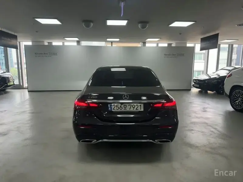 2023 Mercedes-Benz E-Класс с пробегом 40 704 км
