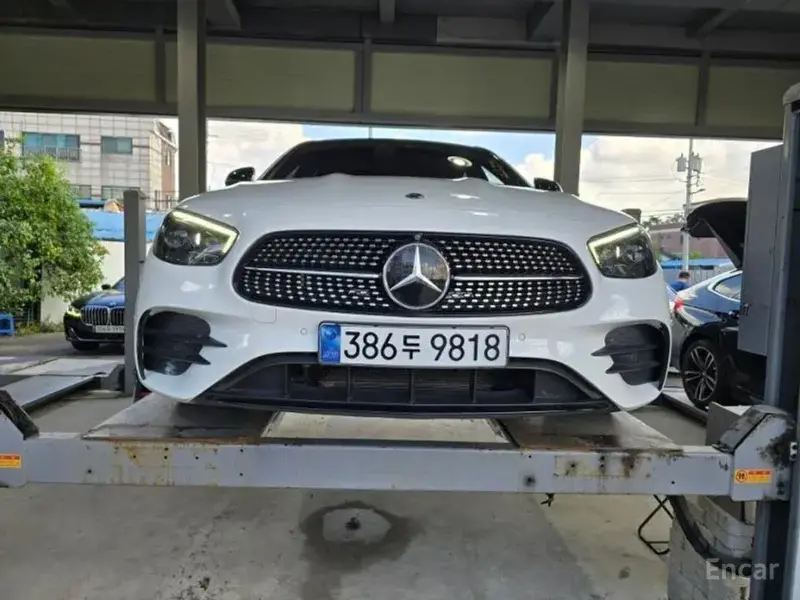 2023 Mercedes-Benz E-Класс с пробегом 33 056 км