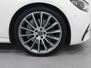 2022 Mercedes-Benz E-Класс с пробегом 52 650 км