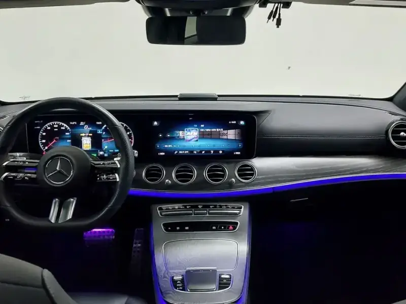 2022 Mercedes-Benz E-Класс с пробегом 52 650 км
