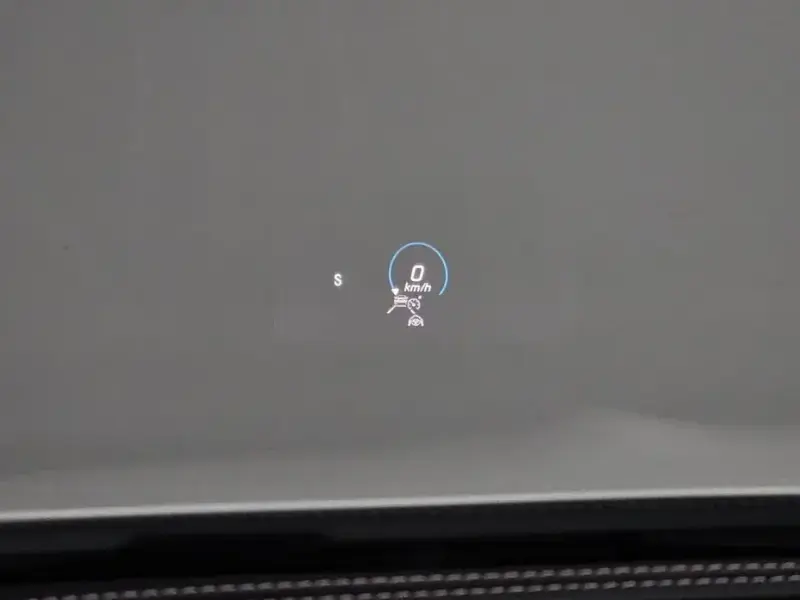 2023 Mercedes-Benz E-Класс с пробегом 23 871 км