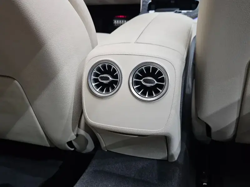 2023 Mercedes-Benz E-Класс с пробегом 23 871 км