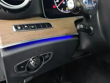 2020 Mercedes-Benz E-Класс с пробегом 88 571 км