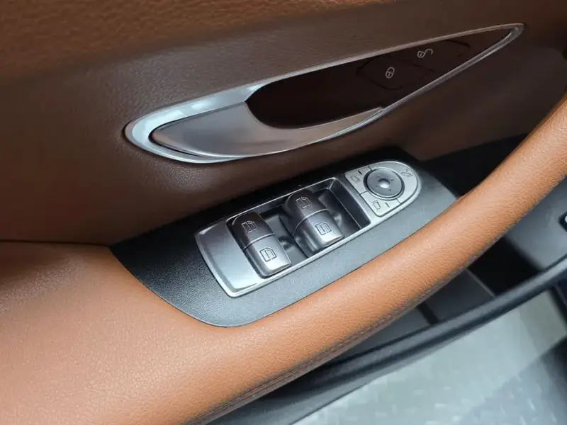 2019 Mercedes-Benz E-Класс с пробегом 17 527 км