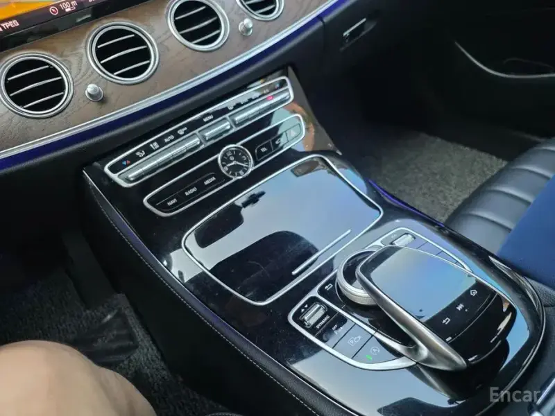 2020 Mercedes-Benz E-Класс с пробегом 160 173 км