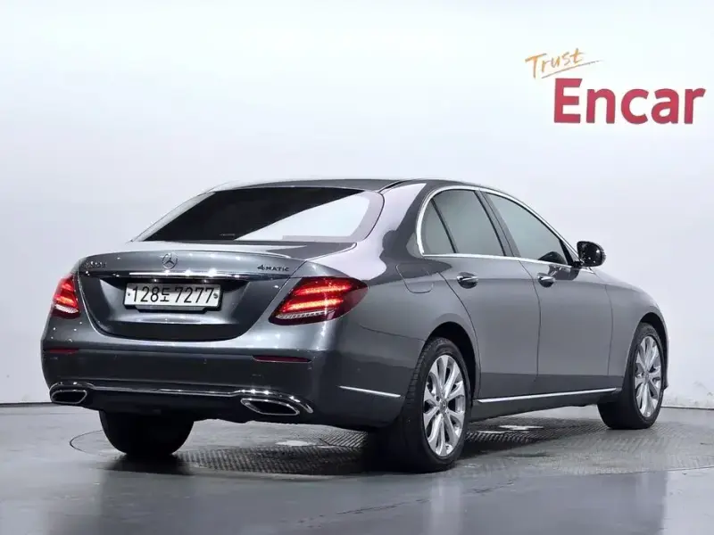 2020 Mercedes-Benz E-Класс с пробегом 134 592 км