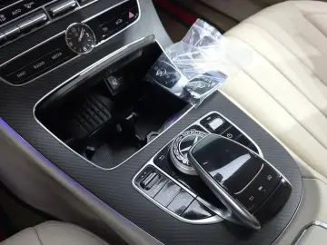 2020 Mercedes-Benz E-Класс с пробегом 134 592 км