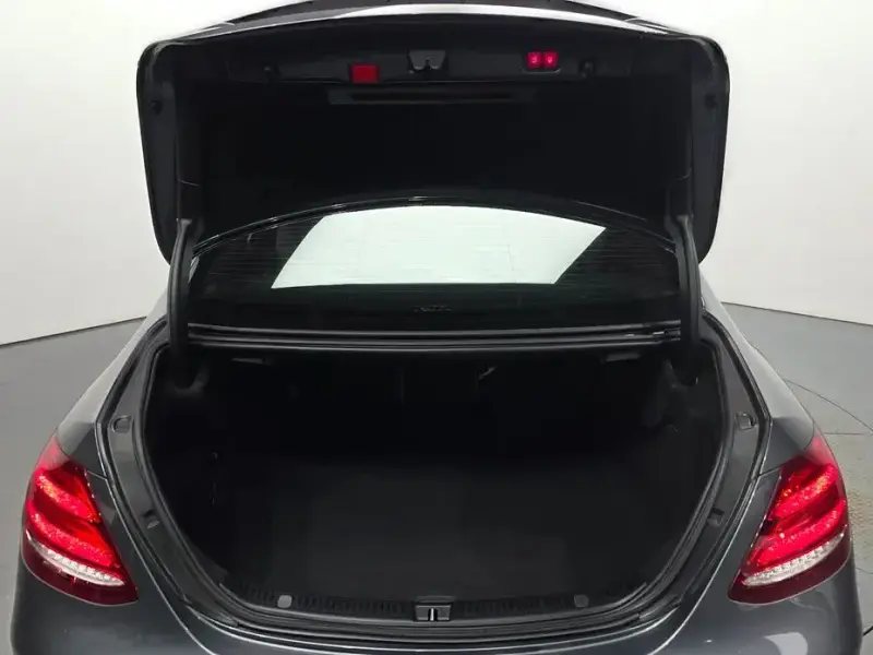 2020 Mercedes-Benz E-Класс с пробегом 134 592 км