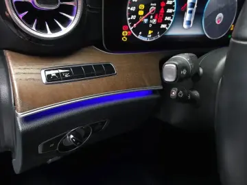 2018 Mercedes-Benz E-Класс с пробегом 130 538 км